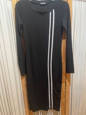 Fashion nova Black Long Sleeve Midi Dress with White Twin Stripe